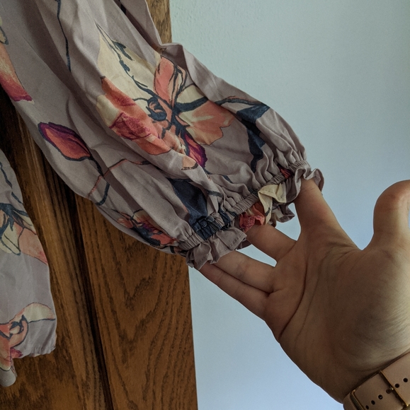 Floral blouse from Target - Picture 4 of 5